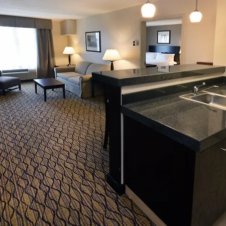 Holiday Inn Express Milford By Ihg Exterior photo